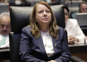 Loretta Ortiz critica modelo “all inclusive” y cuestiona acceso de mexicanos a playas