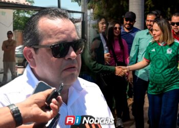 Secretario de Gobierno evade informar sobre suplencia por maternidad de la Gobernadora
