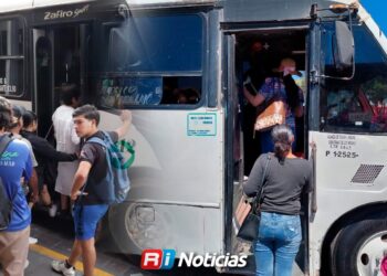 Exceso de pasajeros encabeza lista de infracciones en el transporte de Mazatlán