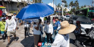 Vendedores de playa esperan acuerdos tras mesa de diálogo con autoridades