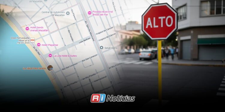 Ante riesgo de accidentes, vecinos colocan señales viales en Ferrocarrilera y Palos Prietos