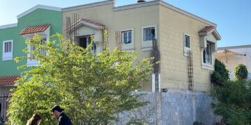 Atacan a balazos a vivienda en Urbi Villa del Cedro