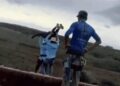VIDEO: Joven muere tras ser lanzada al vacío de una altura de 40 metros