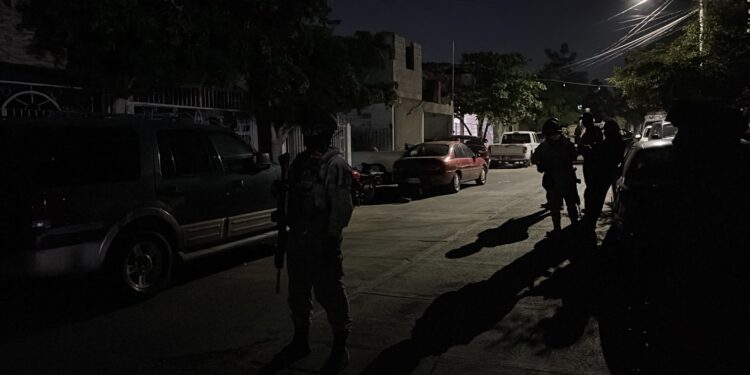 Dos jóvenes asesinados y uno herido en ataque armado al sur de Culiacán