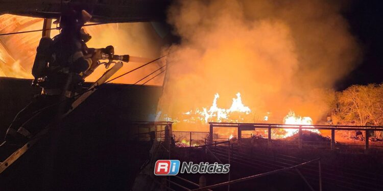 Incendio en El Salto, en La Noria, NO está controlado pero sí confinado: PC Mazatlán