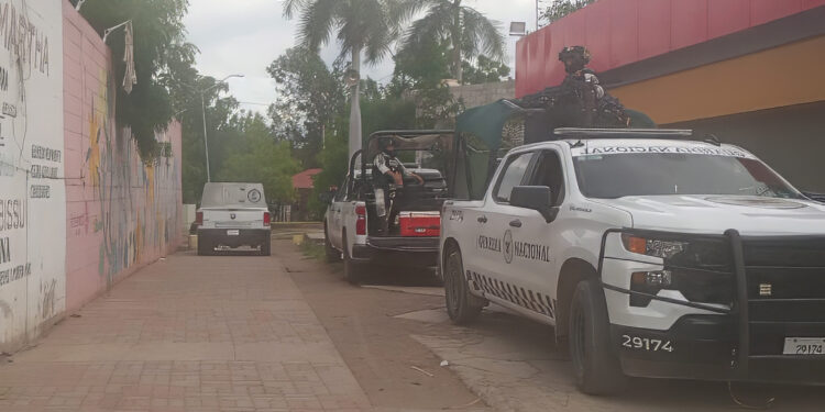 Jornalero es asesinado a balazos mientras circulaba en motocicleta en Villa Juárez