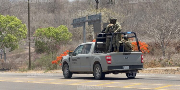Reportan enfrentamientos y estallidos “tipo bomba” en San Marcos, Mazatlán