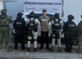 Detienen a un hombre y decomisan armas tras operativo federal en privada de Los Ángeles, Culiacán