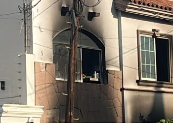 Incendio en vivienda de la colonia Nuevo Culiacán moviliza a cuerpos de emergencia