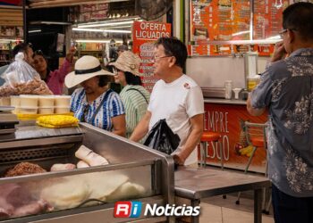 Refuerzan medidas sanitarias en Mercado Pino Suárez ante aumento de temperaturas