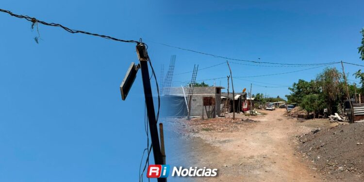 80 familias se quedan sin luz por cortes de la CFE en Acantos: Claman consideración de la comisión