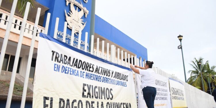 Histórico Paro de Labores en la UAS: Trabajadores de la Zona Sur se unen en exigencia de recursos federales