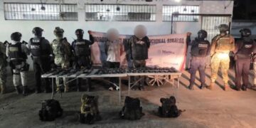 Un arsenal asegurado, drogas y dos detenidos: El resultado que dejó la agresión contra Estatales en Mazatlán