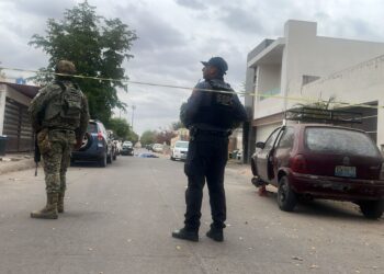 Ataque armado deja dos hombres sin vida en Urbi Villa del Cedro