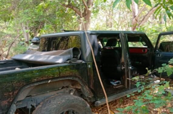 Aseguran arsenal, explosivos y vehículos en operativos realizados en El Rosario y Mazatlán