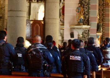 Policías de Mazatlán inician festejos por su día con misa de acción de gracias
