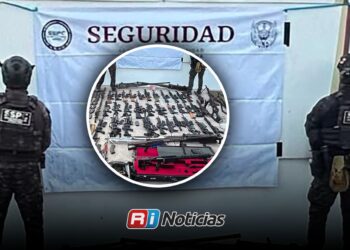 Aseguran arsenal en camioneta abandonada en Badiraguato, Sinaloa