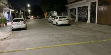 Culiacán, Sin. (RI Noticias) Atacan a balazos a hombre en la colonia Villa Satélite; resulta herido en ambas piernas