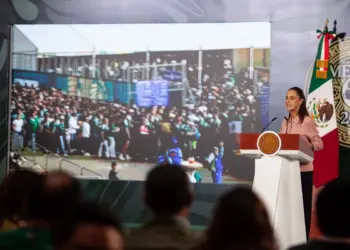 Sheinbaum propone diálogo “escuela por escuela” con maestros y no solo con cúpulas sindicales