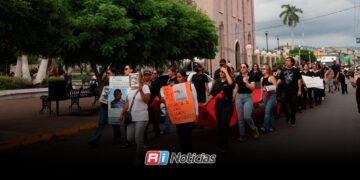 Marchan en Escuinapa para exigir justicia, seguridad y el fin de la violencia