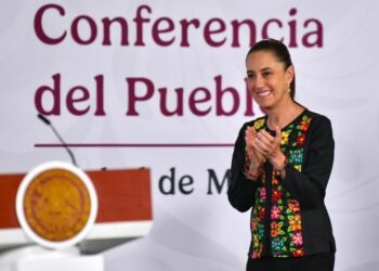 Sheinbaum plantea abrir debate nacional sobre Inteligencia Artificial y uso de plataformas digitales