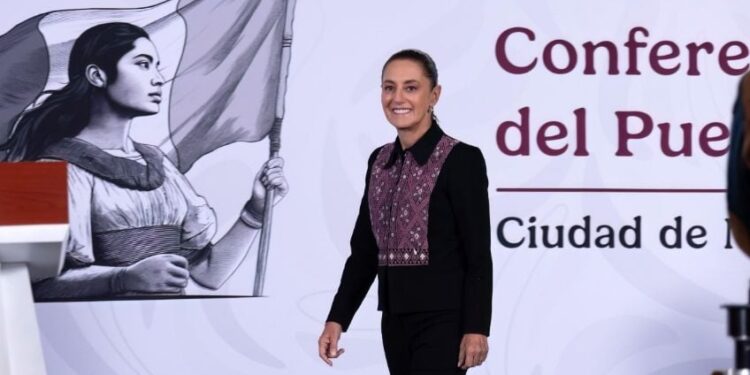 Sheinbaum marca distancia del nepotismo rumbo a 2027 y rechaza “cuotas disfrazadas” por género