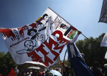 Sheinbaum ofrece diálogo ante megamarcha de la CNTE y promete atender demandas viables