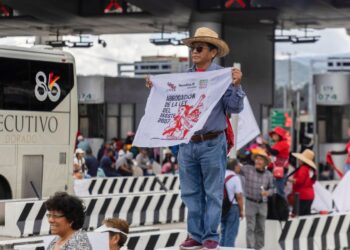 Paro de la CNTE deja sin clases a 1.4 millones de estudiantes en el país