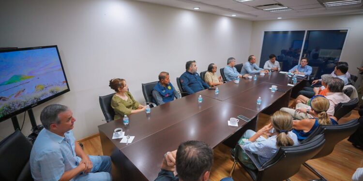 Gobierno de Sinaloa acompaña a locatarios de Plaza Fiesta Los Mochis en su proceso de reactivación