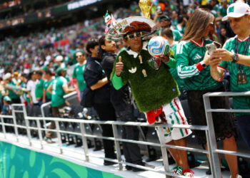 Secretaría Anticorrupción multa a la Federación Mexicana de Futbol con 42.8 mdp por violar protección de datos de aficionados