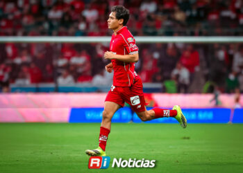 El culiacanense Carlos Carrillo debuta en Liga MX con Toluca