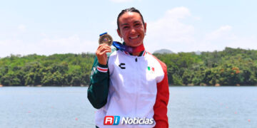 Kenia Lechuga se lleva la medalla dorada para México en el remo centroamericano