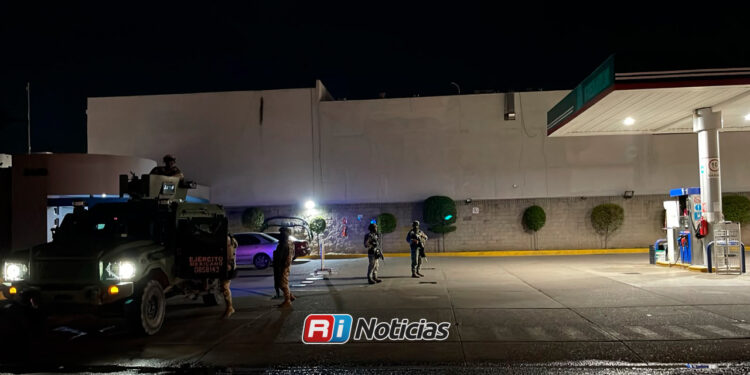 Comando armado se lleva a un hombre tras interceptarlo en gasolinera de Villas del Río