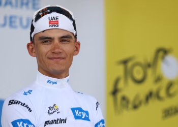 Cómo le fue a Isaac del Toro en la etapa 8 del Tour de Francia hoy 11 de julio