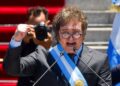 Gobierno de Milei endurece Ley de Migraciones: veta ingreso a extranjeros con “mensajes de odio”