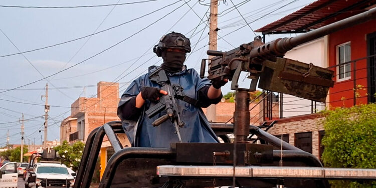 Asesinan a dos hermanos en una llantera del sector Horizontes, en Culiacán