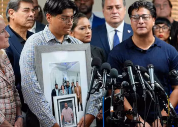 Hijo de migrante asesinado por ICE en Houston exige investigación transparente ‘no se merecía esto’ 