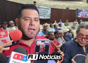 Cañeros de Eldorado exigen pago de adeudo por 50 millones de pesos
