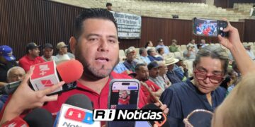 Cañeros de Eldorado exigen pago de adeudo por 50 millones de pesos