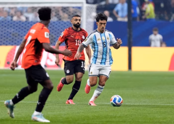Exárbitros mexicanos explotan contra el VAR por el gol anulado a Egipto ante Argentina en el Mundial 2026
