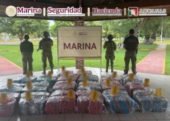 Aseguran más de una tonelada de cocaína en puerto de Lázaro Cárdenas
