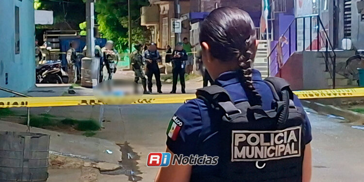 Muere un presunto agresor tras persecución y enfrentamiento con marinos en Mazatlán