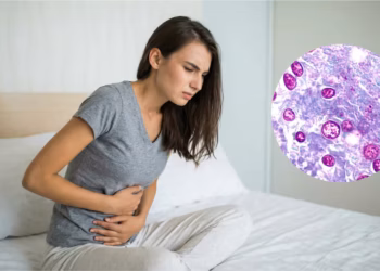Estados Unidos vincula brote de ciclosporiasis con lechuga procedente de México