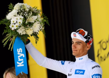 Isaac del Toro termina 9° en la Etapa 3 y se mantiene cuarto en el Tour de Francia