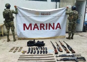 Marina asegura arsenal, droga y una camioneta durante operativo en El Rosario