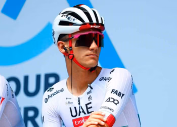 Isaac del Toro sostiene el tercer lugar del Tour de Francia y llegará al descanso con el maillot blanco
