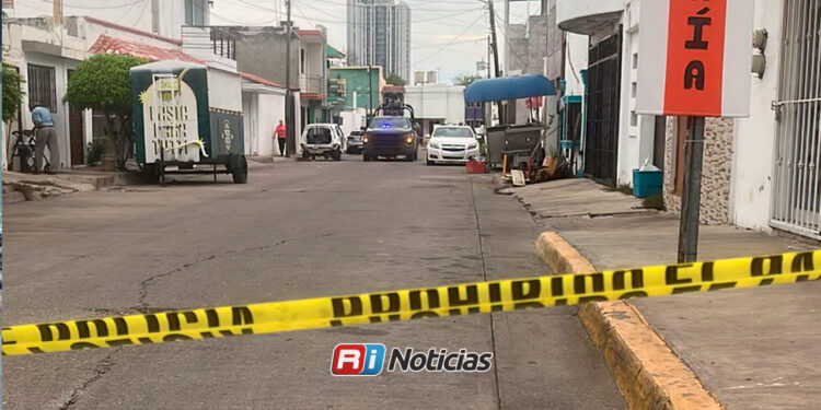 Ejército resguarda taller y asegura vehículo tras operativo en Tierra Blanca, Culiacán