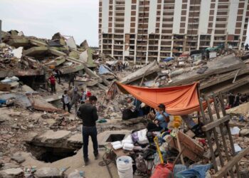 La tragedia invisible: más de 29,500 desaparecidos tras el terremoto en Venezuela