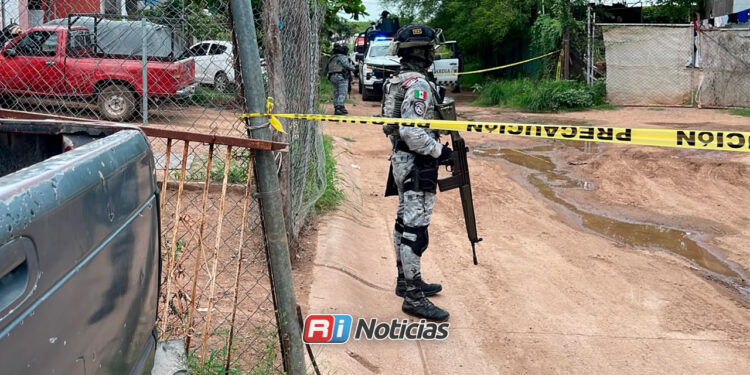 Hallan sin vida a un hombre frente a una vivienda en Valle del Agua, en Culiacán
