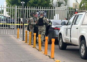 Atacan a balazos vivienda y automóvil en residencial al surponiente de Culiacán